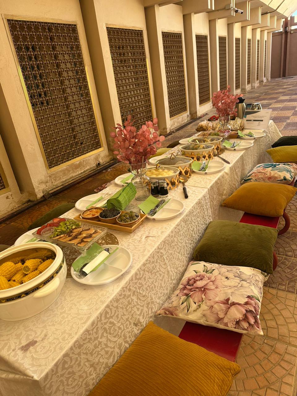 برنامج متنوع تقدمة مؤسسة الفتيات