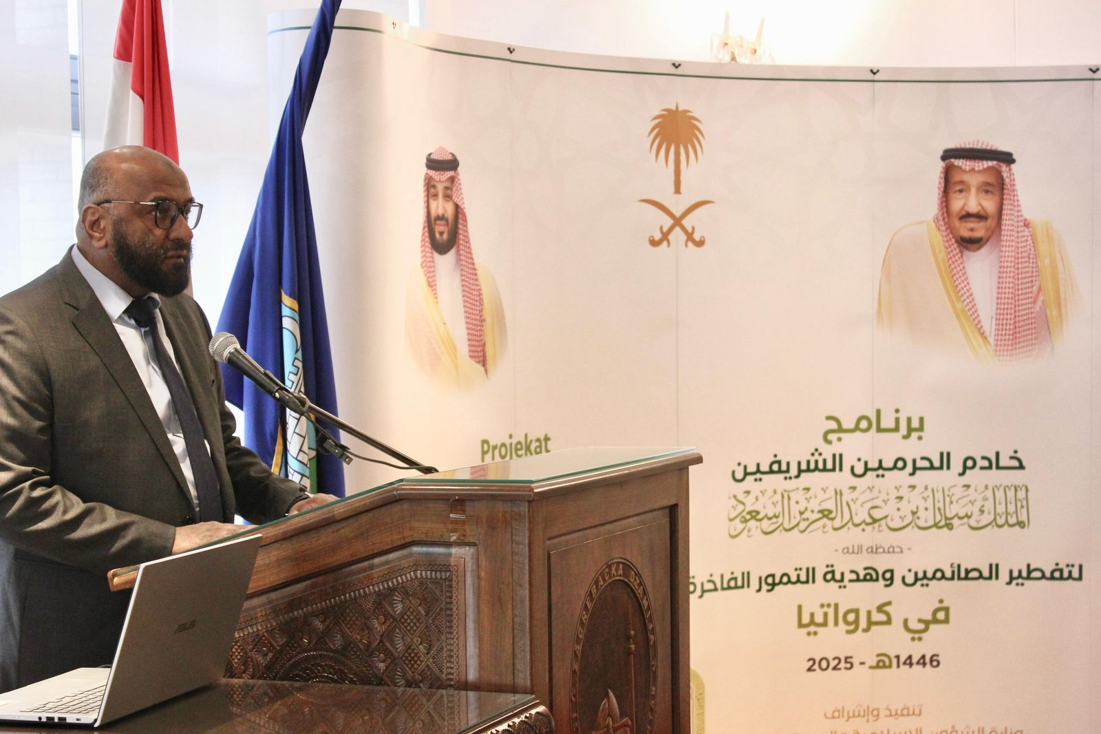 الشؤون الإسلامية تنفذ برامج خادم الحرمين الشريفين لتفطير الصائمين