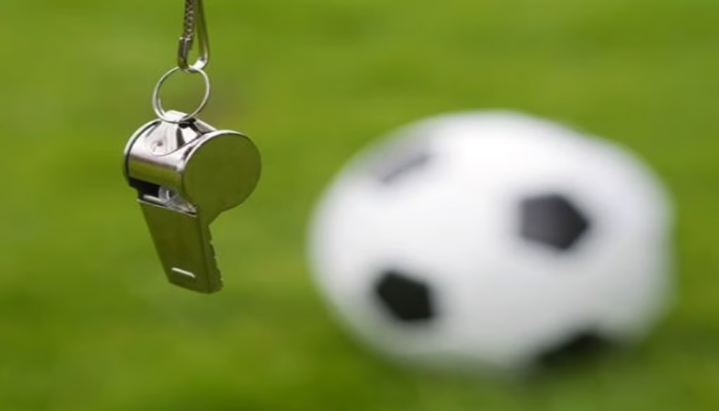 Blowing the Whistle on History: The Dutch Signal of Victory and Treaty Triumphs