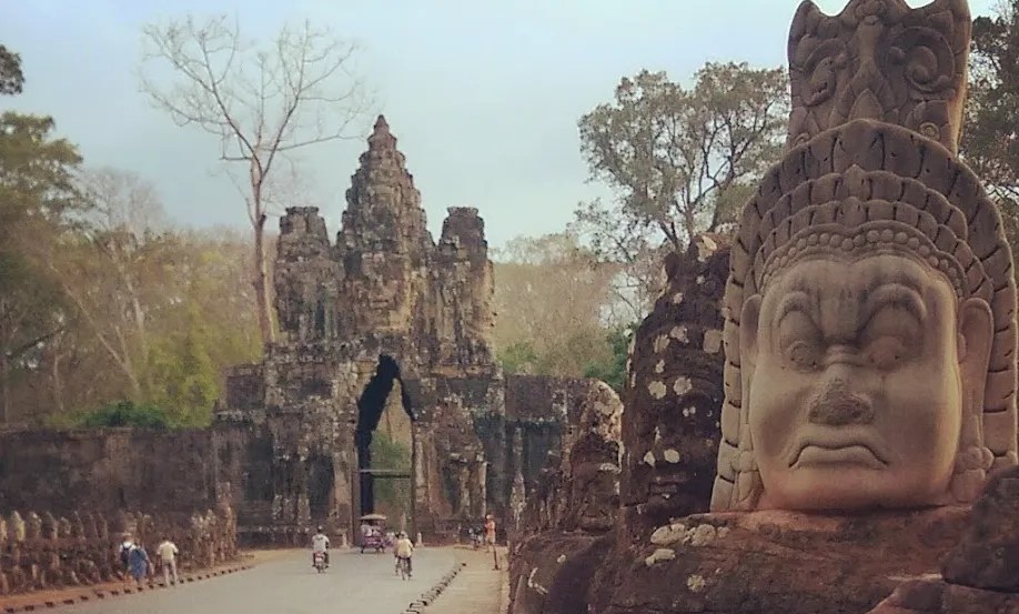 cambodia flashpacking