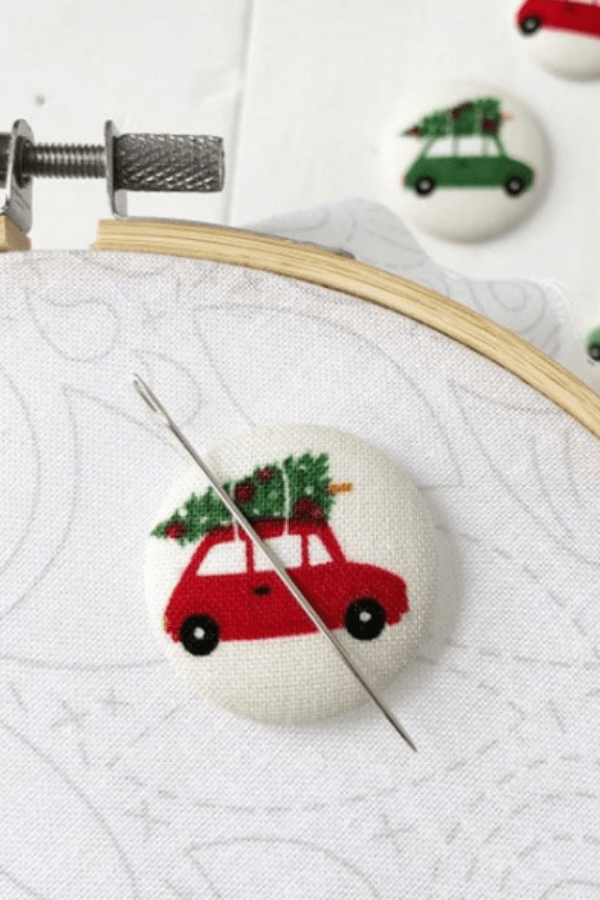 Tinkerellen Needle Minders 2019 Holiday Stocking Stuffer Guide for Quilters | Shannon Fraser Designs #needleminder #sewing #quilting #cute #christmas #giftguide