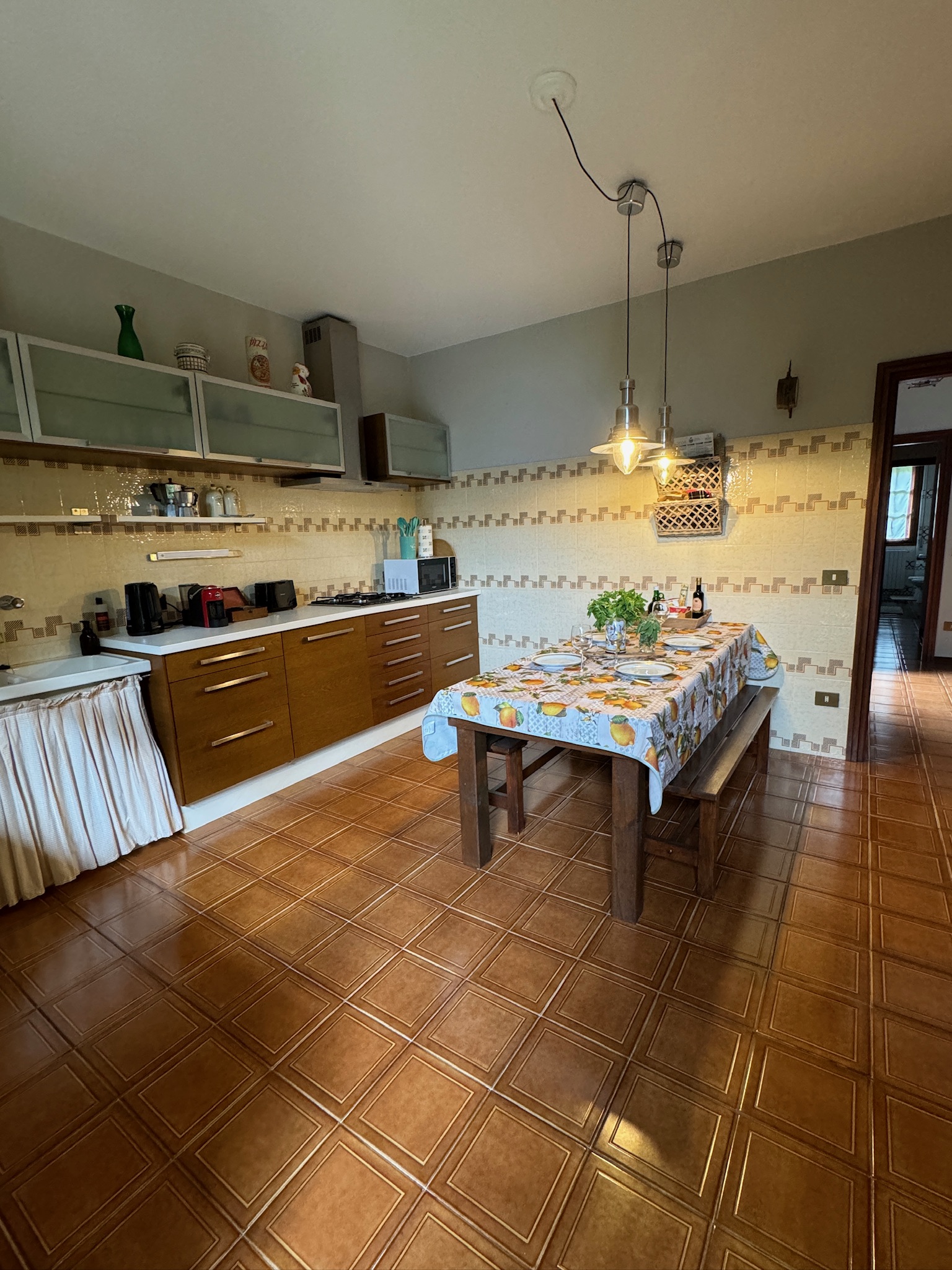 Kitchen view2