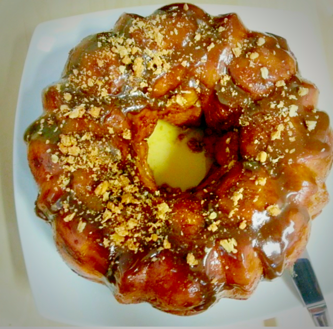 Monkey bread in homemade toffee sauce