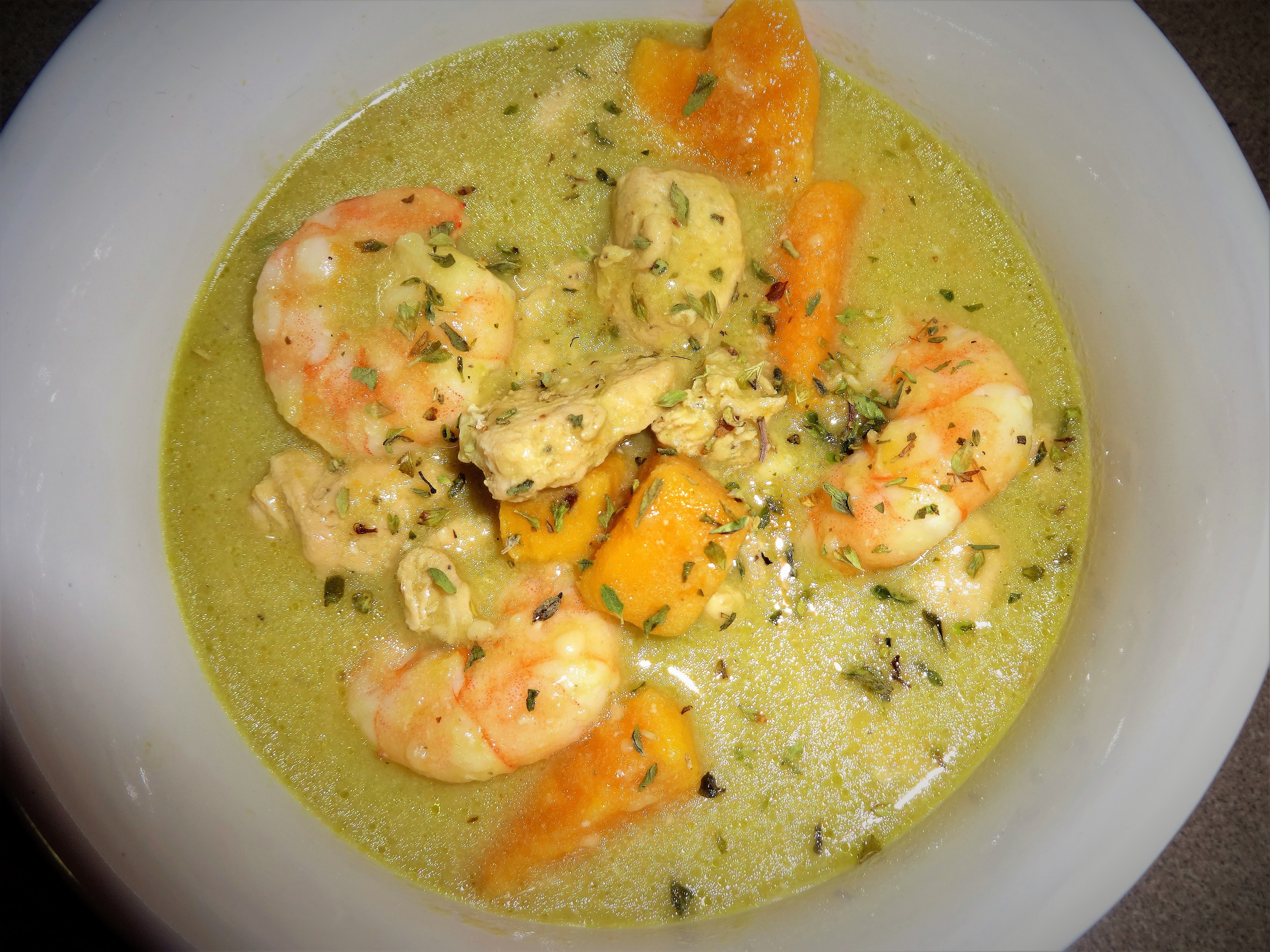 Creamy Asparagus Soup (Paleo)