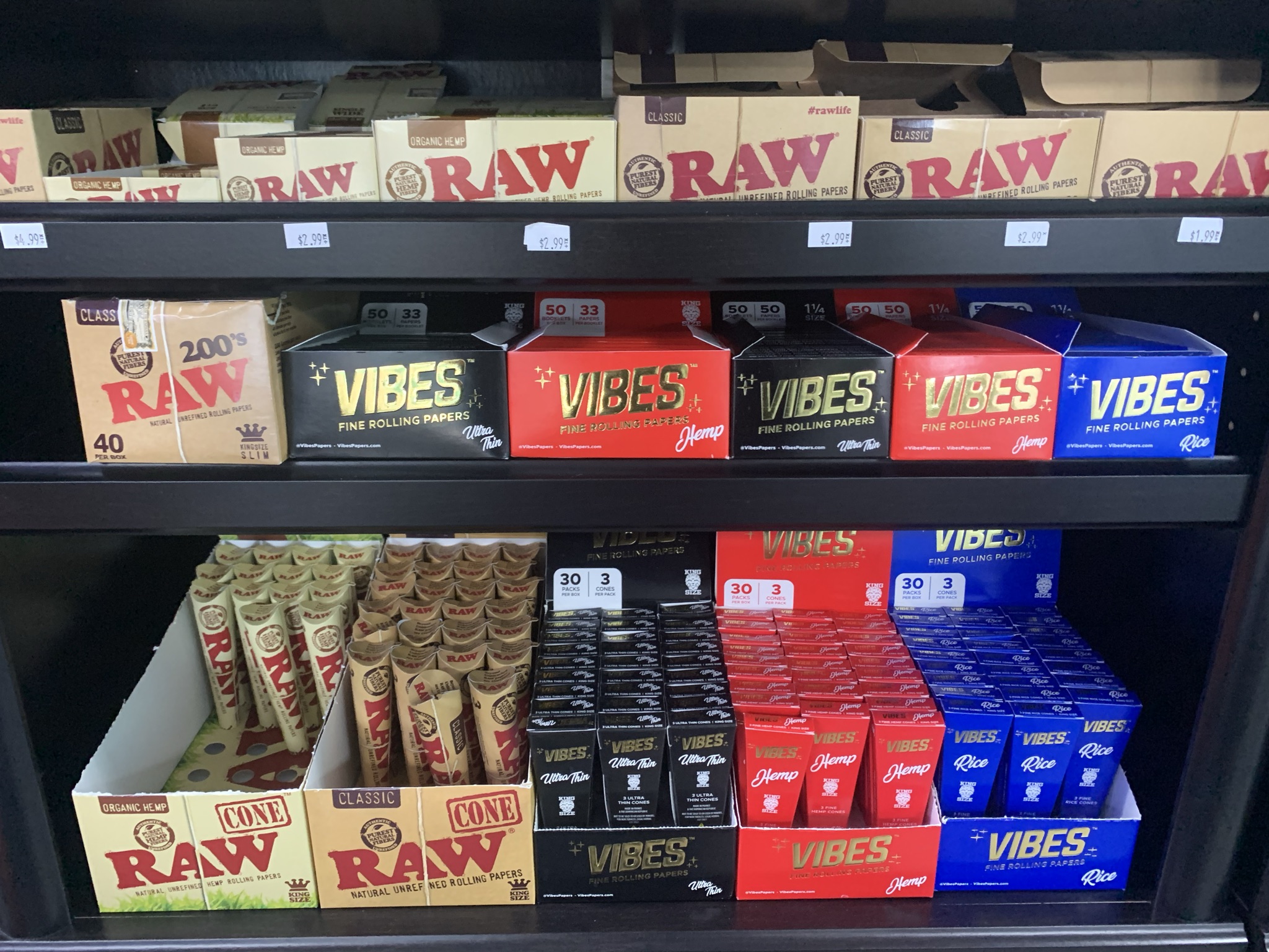 Raw-Vibes-rolling-papers-cones-wraps
