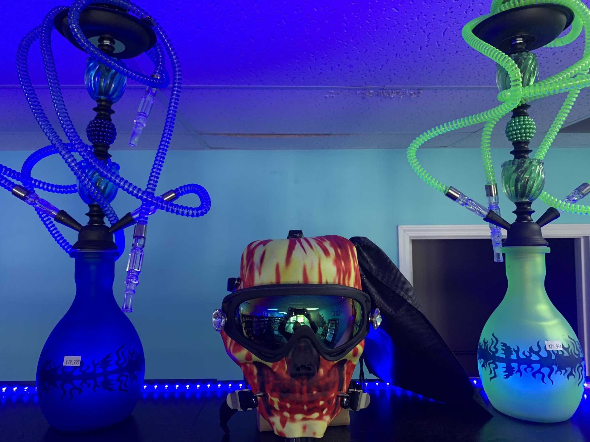 hookahs-gas-mask-pipes-smoke-shop-Shawnee-KS