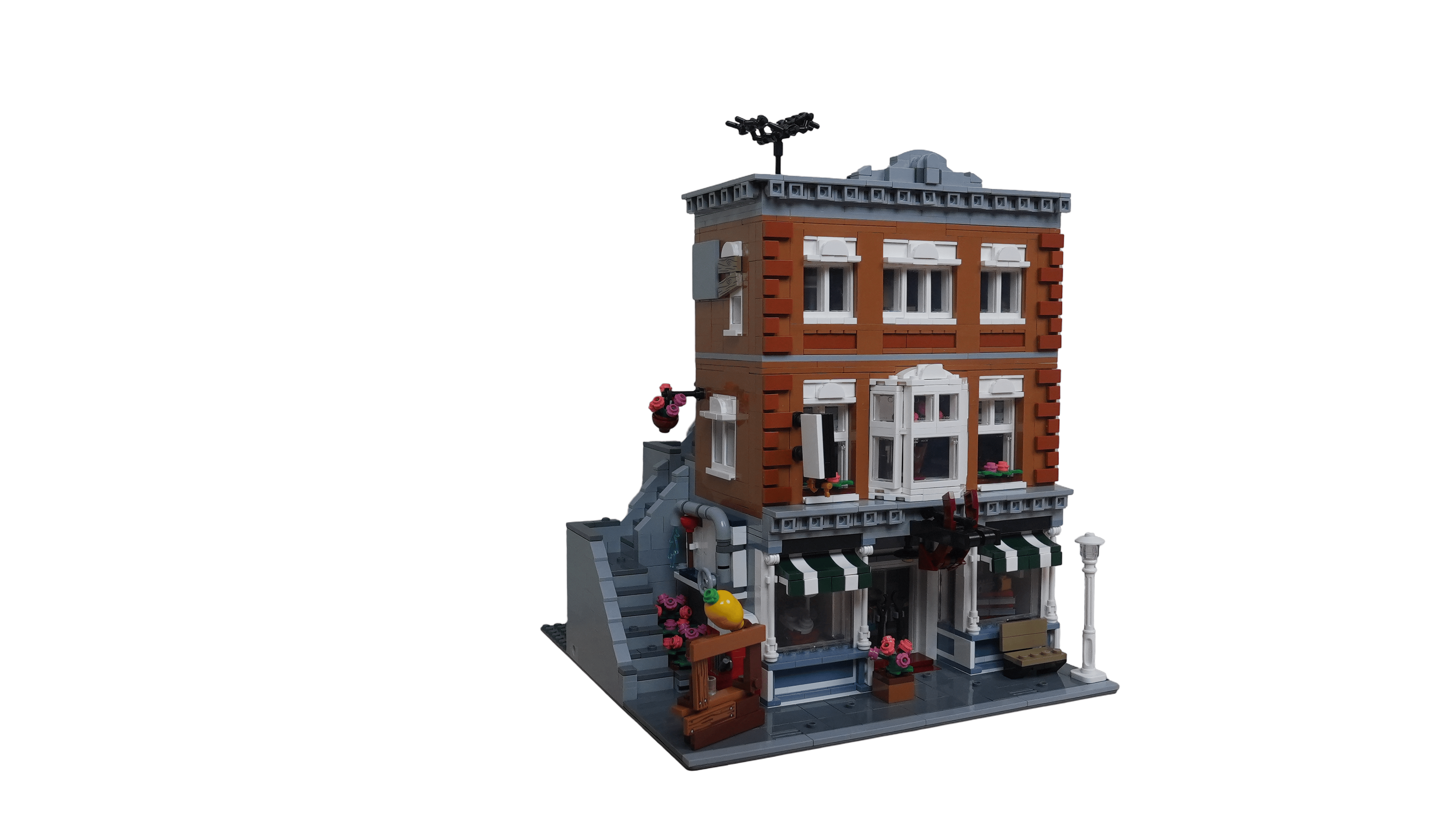 My Favorite MOC – LesDiy Hardware Store & Apartment Renovation