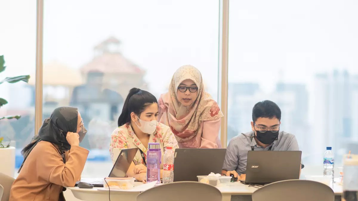 Pelatihan Digital Marketing Shift Academy