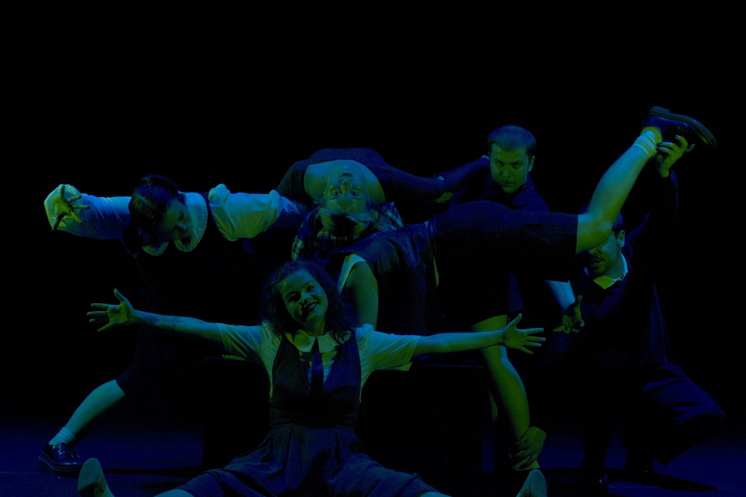 Rebecca Ward, Kate Megginson, Declan Hewitt, Kristen Thompson, Tanner Hamlin, and Emma Kidd. Photo by Full Haus.