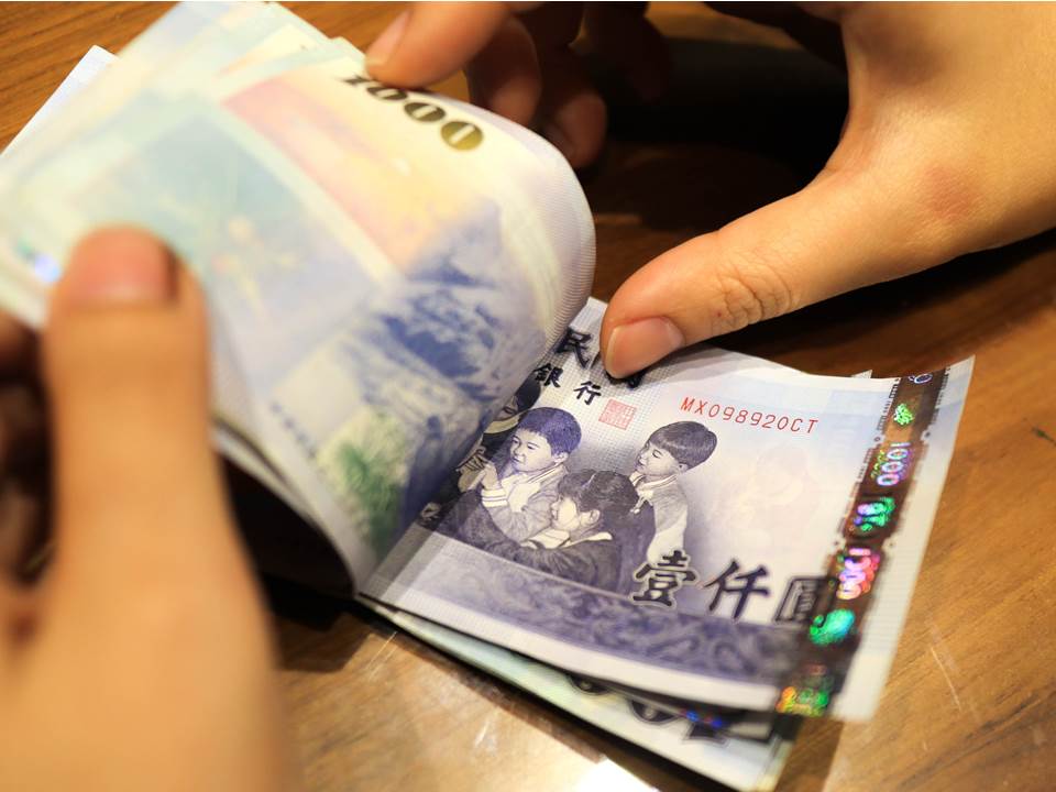 【永豐大戶】高利活存1.1% 優惠延長啦！2022最新懶人包，不到半年利息已賺千元