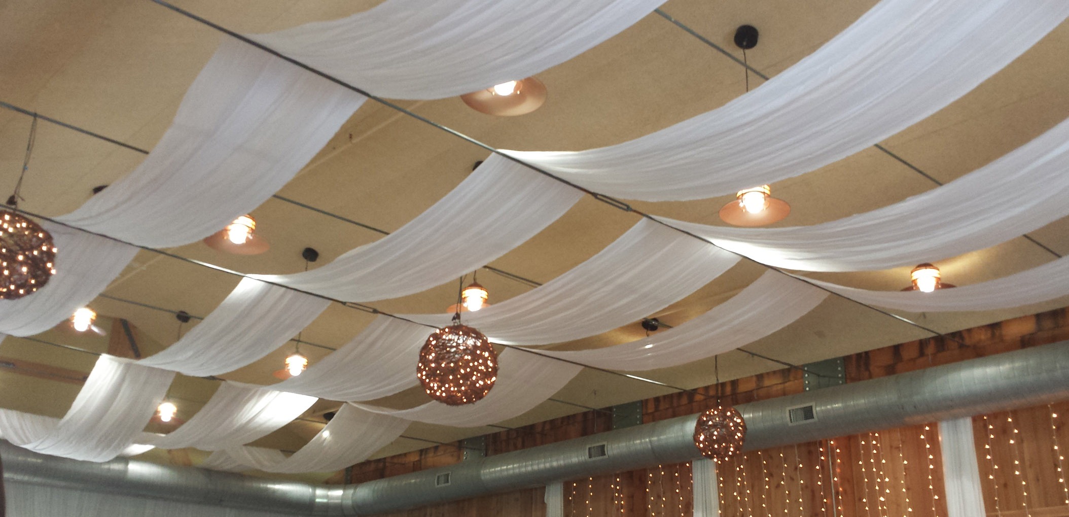 Wedding_ceiling_draping