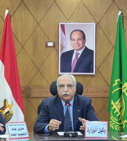 بعد رسوب أكثر من 400 طالب بمدرسة أجهور الكبرى الإعدادية.. قرار عاجل بنقل 5 معلمين بالقليوبية