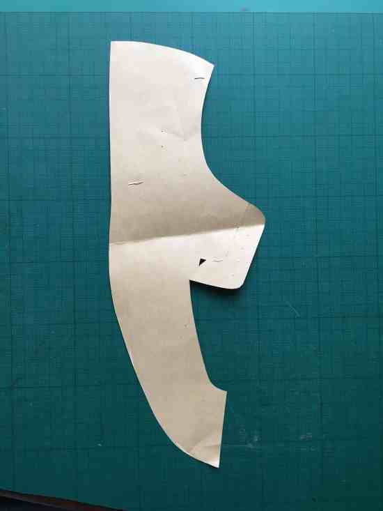 If you share the pattern in two parts, it is much simpler, pure pattern technology and material.