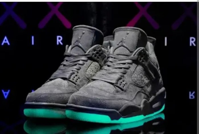 Nike Air Jordan 4 "Kaws" (Master Quality) Shoes Wala