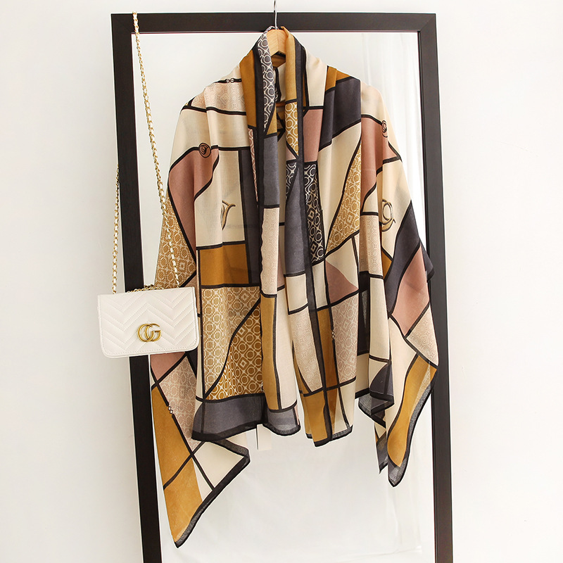 Hijab Premium | Viscose Géométrique Beige
