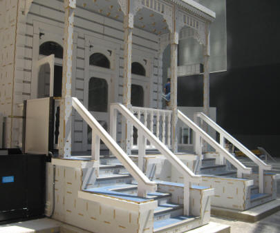frontSteps