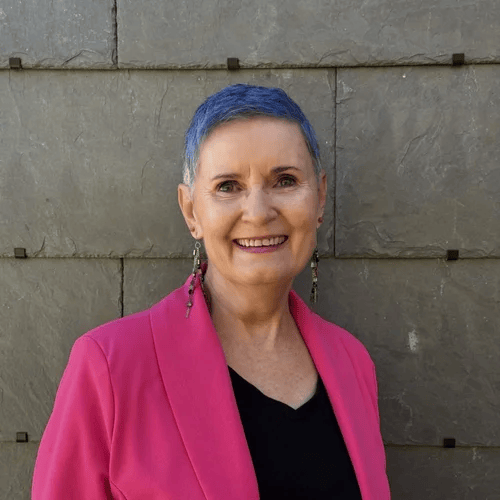 Carolyn Lewis, Agency Manager