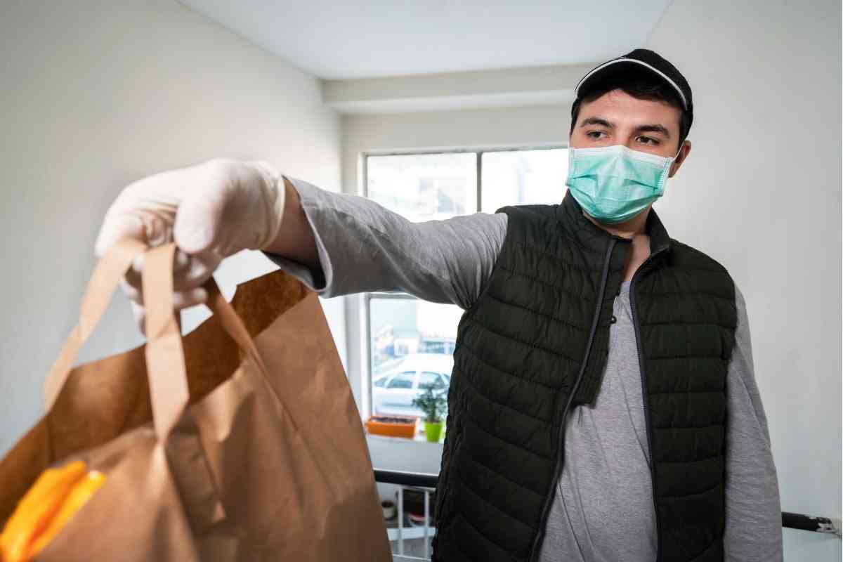 Does walmart deliver groceries? (answered)