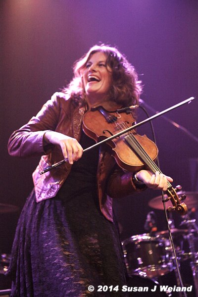 Dead Winter Carpenters