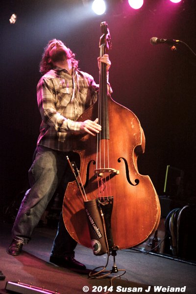 Dead Winter Carpenters