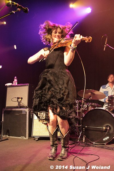 Dead Winter Carpenters