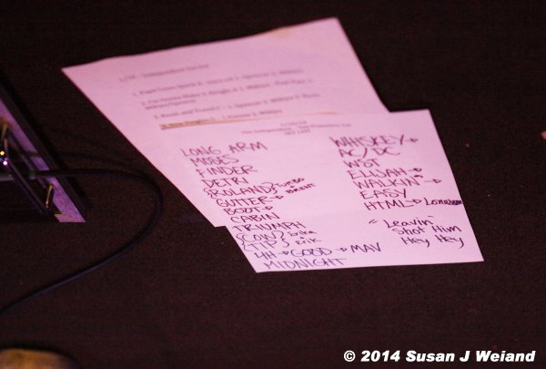 Dead Winter Carpenters