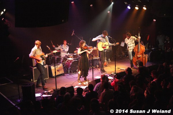 Dead Winter Carpenters