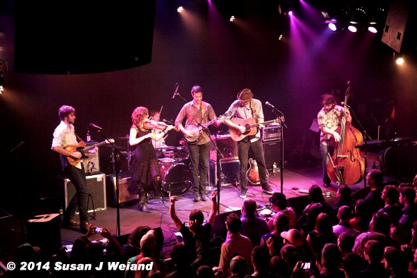 Dead Winter Carpenters