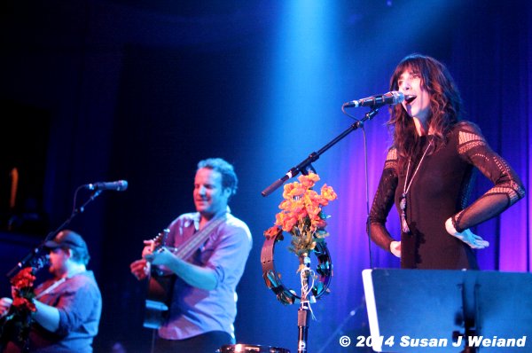 Nicki Bluhm & The Gramblers