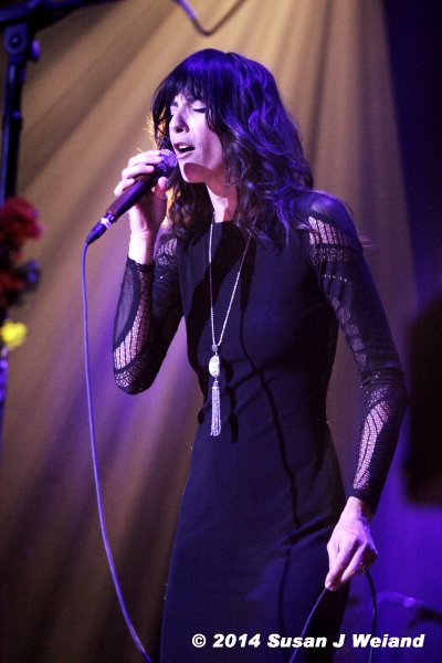 Nicki Bluhm & The Gramblers