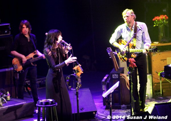 Nicki Bluhm & The Gramblers