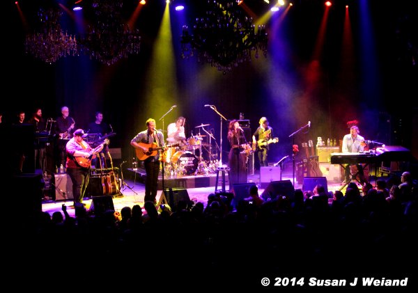 Nicki Bluhm & The Gramblers