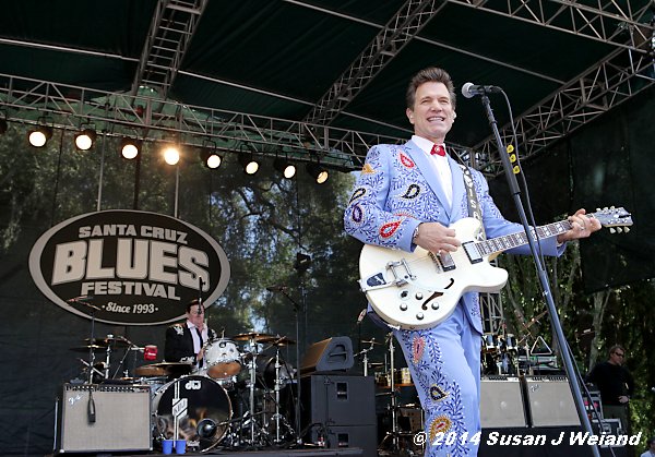 Chris Isaak