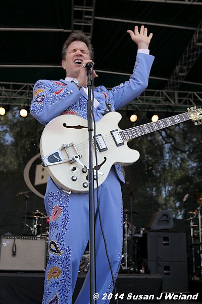 Chris Isaak