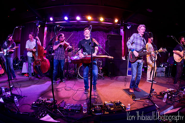 Infamous Stringdusters #15