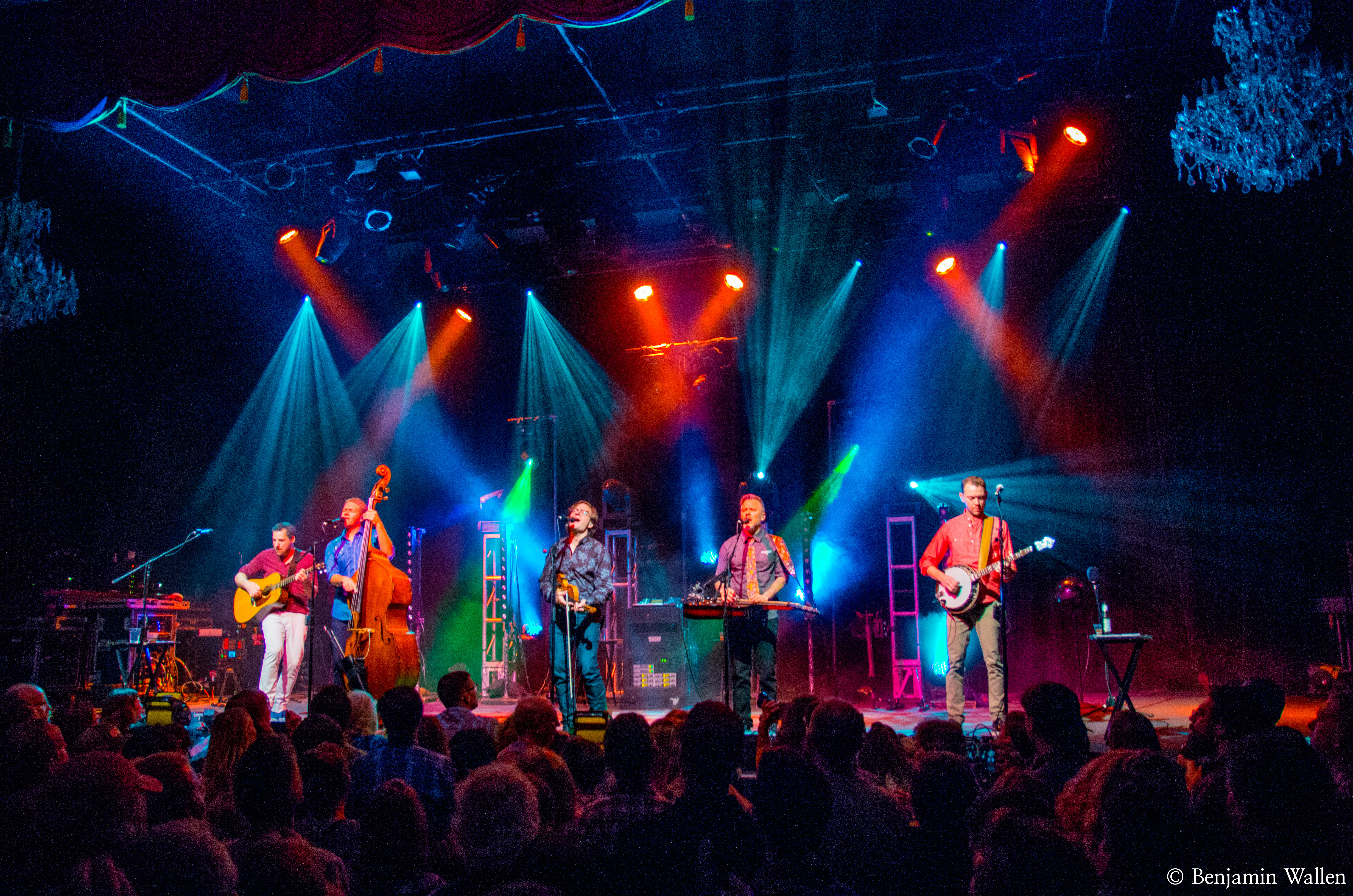 The Infamous Stringdusters