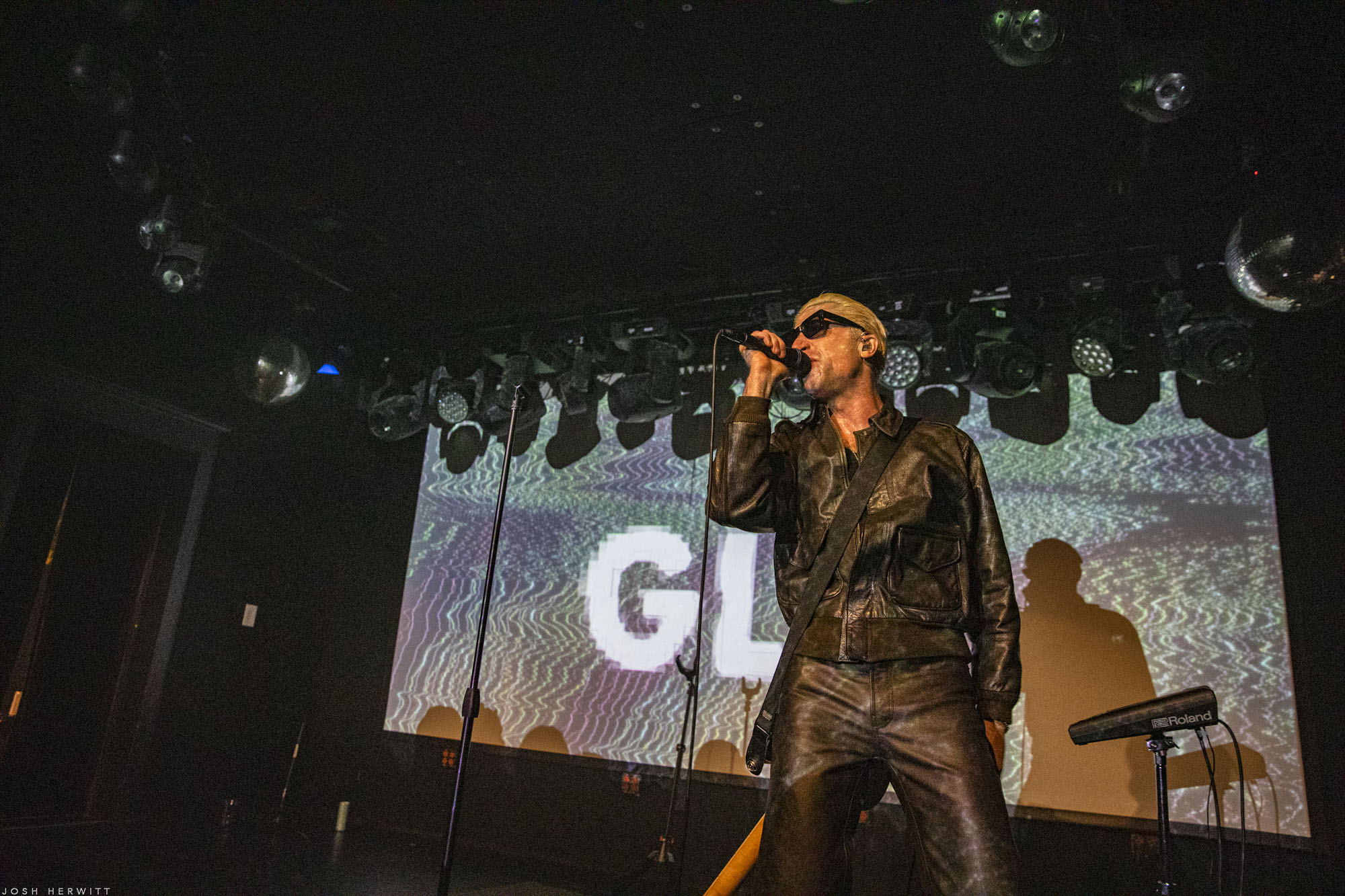 GLU