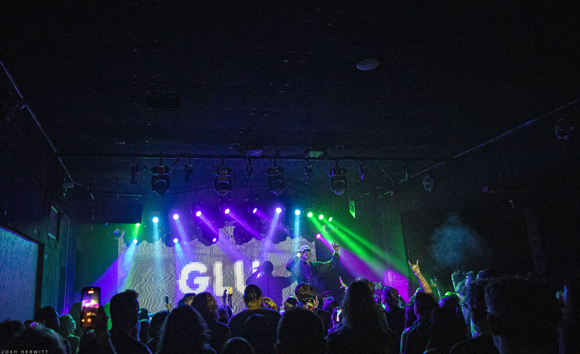 GLU