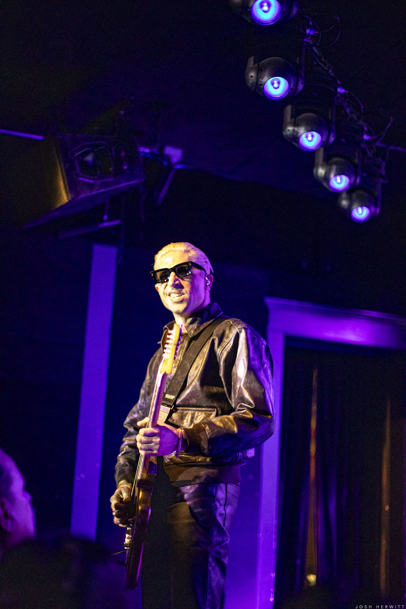 GLU