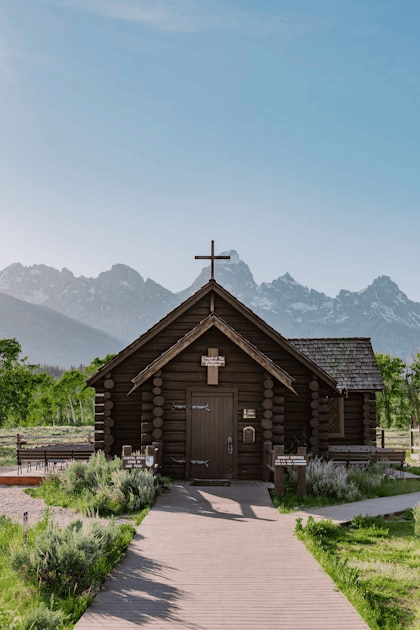 Benefits of Church Camps for Team Building