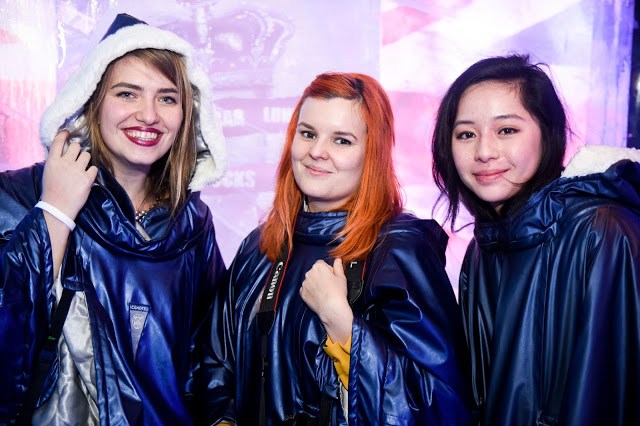 Kariss with bloggers in their capes