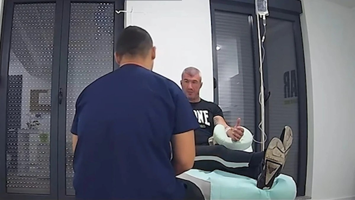 Misa_Baculov_otrovan