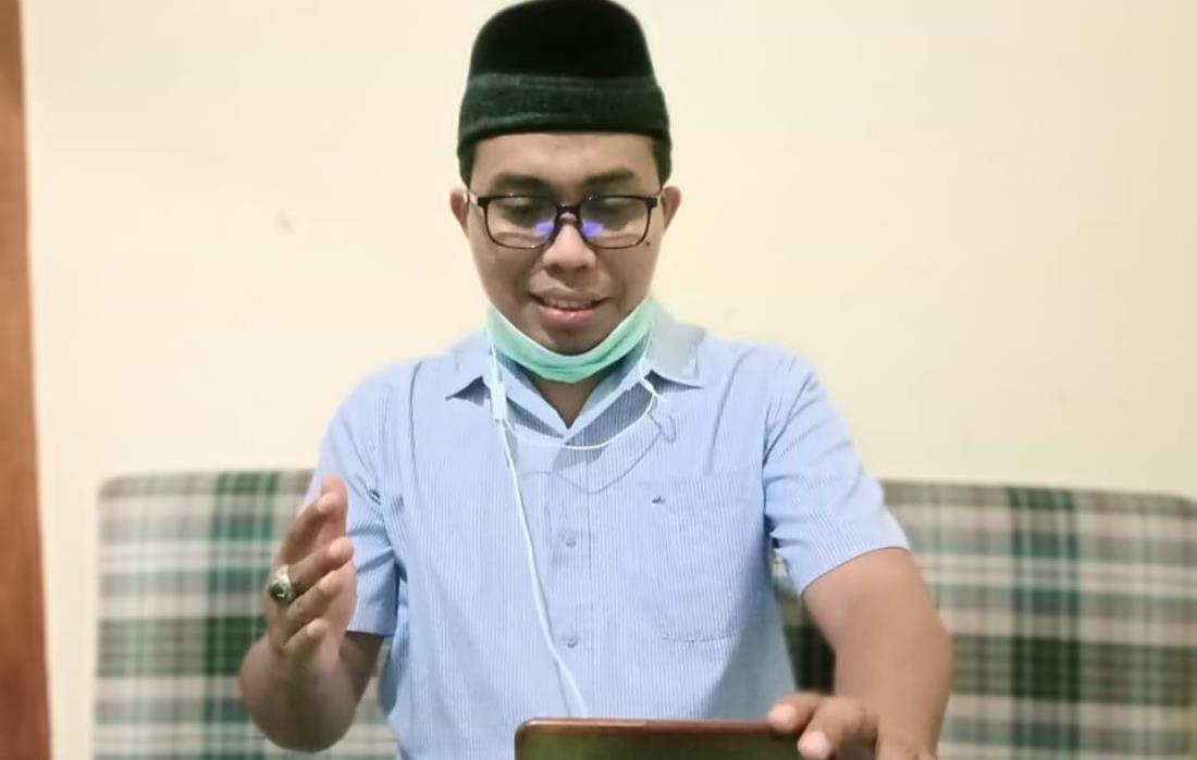 Sesi baca doa dalam halal bi halal online di Prodi