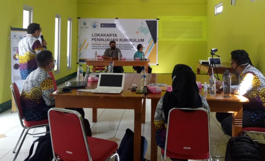 Suasana lokakarya BK UMBY.