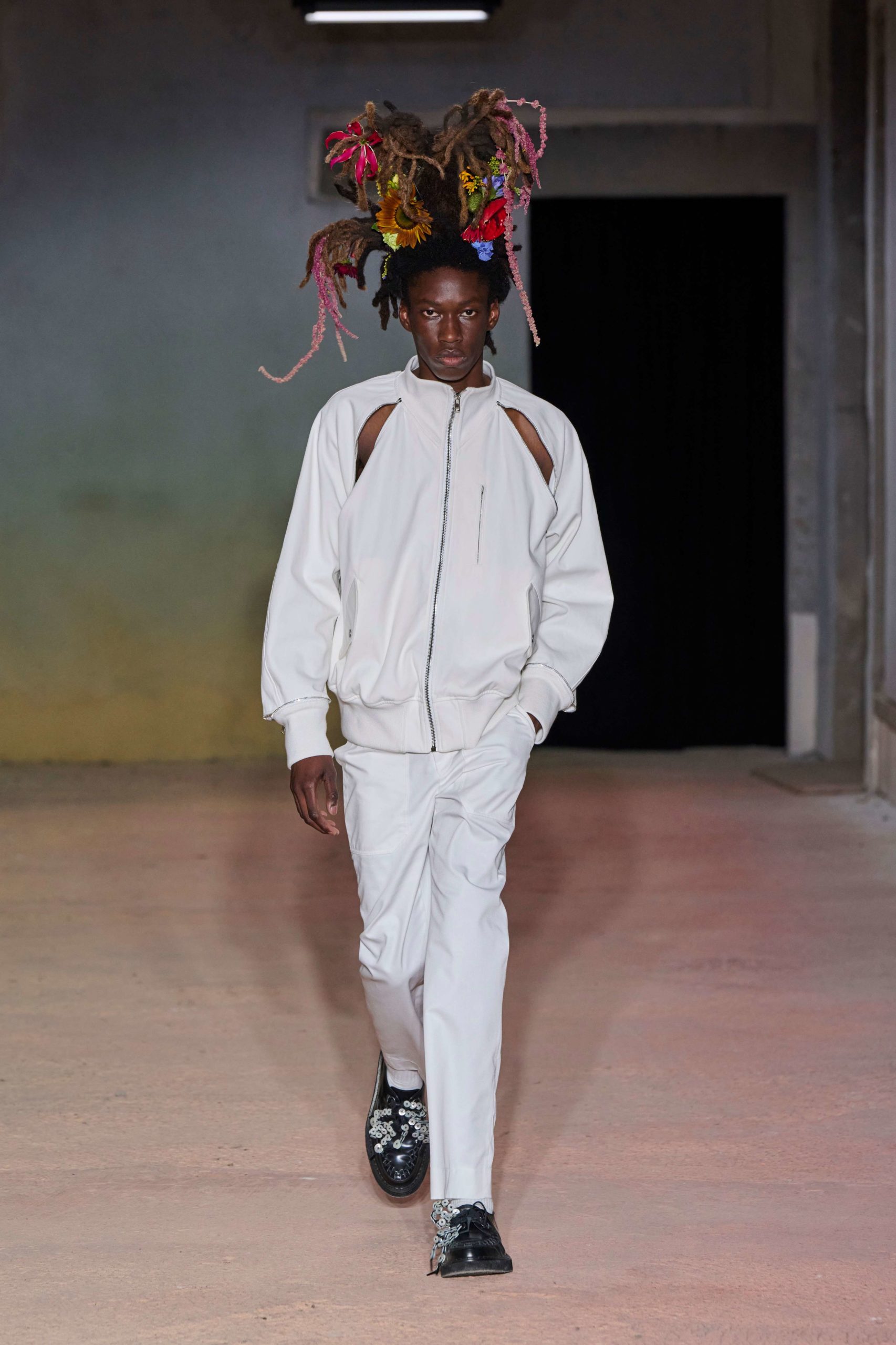 DSM Kei Ninomiya Makes a Darkly Romantic Florence Debut at Pitti