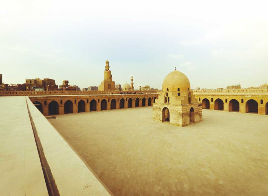 EKSISTENSI ABBASIYAH PASCA KERUNTUHAN BAGHDAD