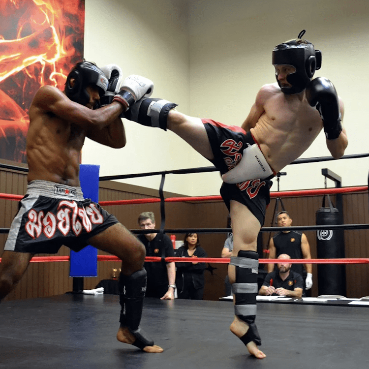 MUAY THAI