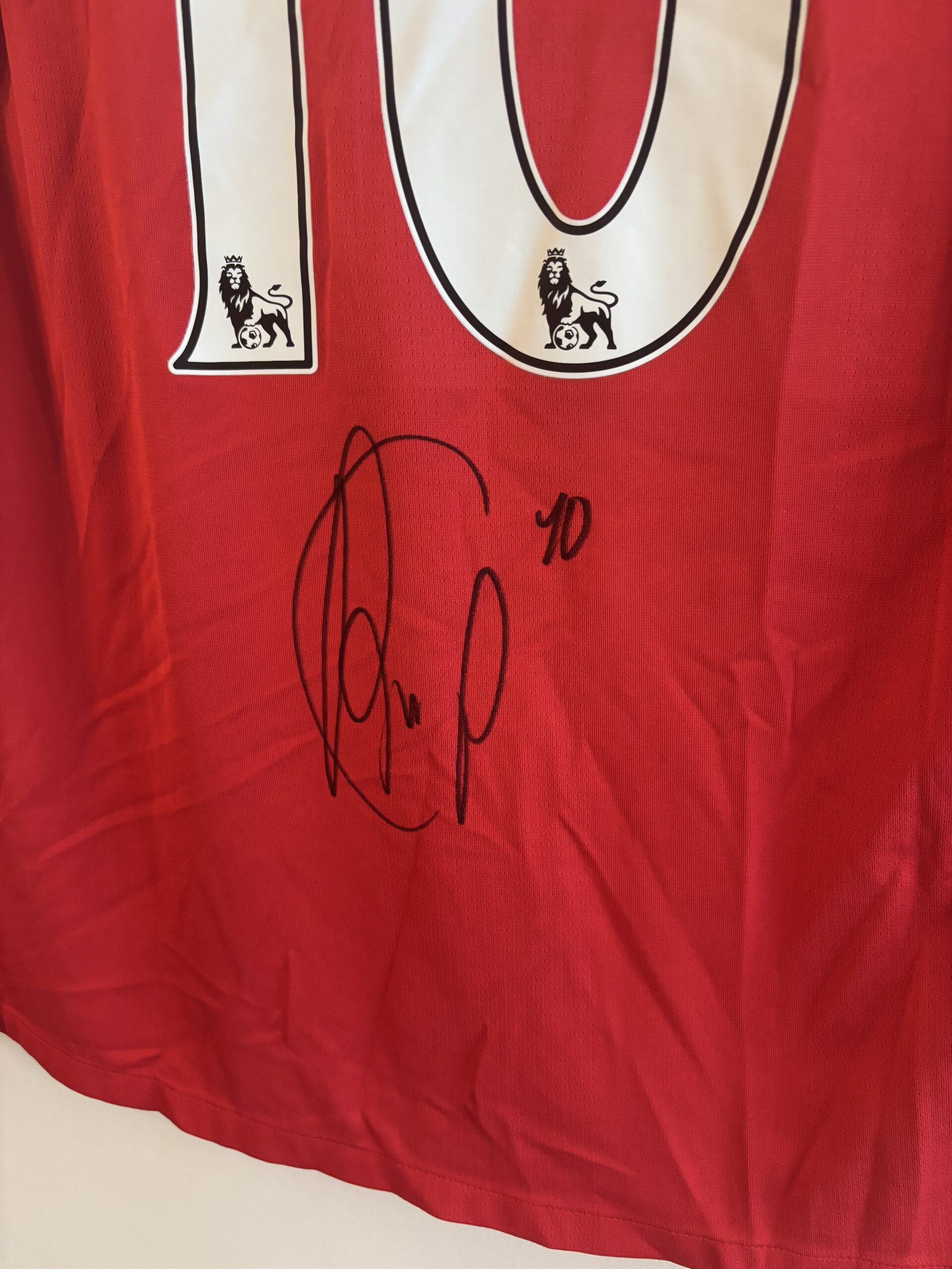 Robin van Persie Signed Shirt – Arsenal 10-11 Home 
