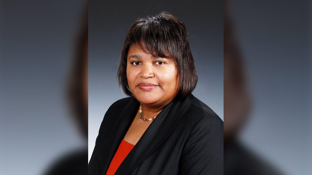 Department of Library Services director to retire after 40-year career ...