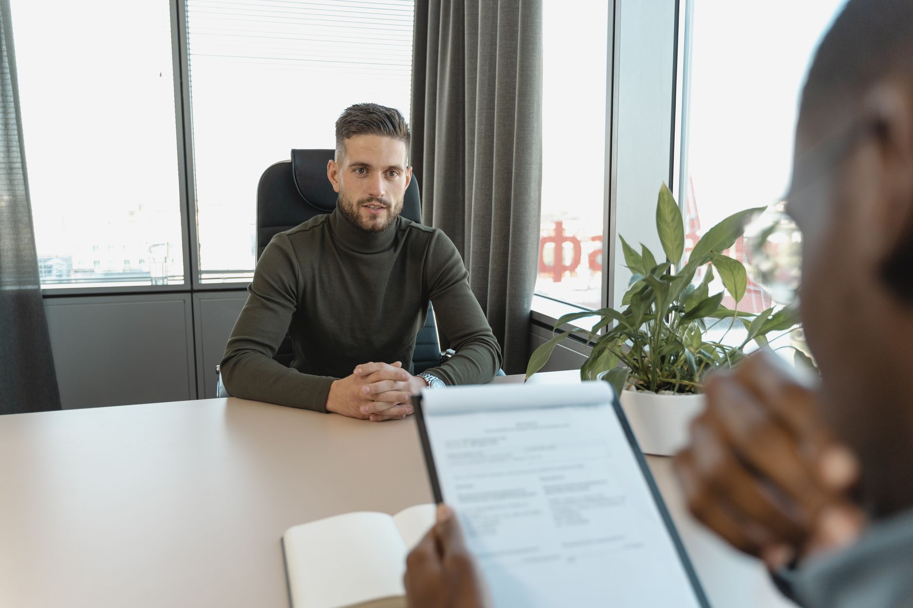 Uncovering the Bias: How Class Affects Job Interviews (2026)